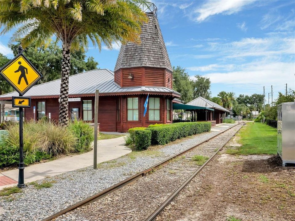 На продажу: $489,000 (3 спален, 2 ванн, 1914 Квадратных фут)