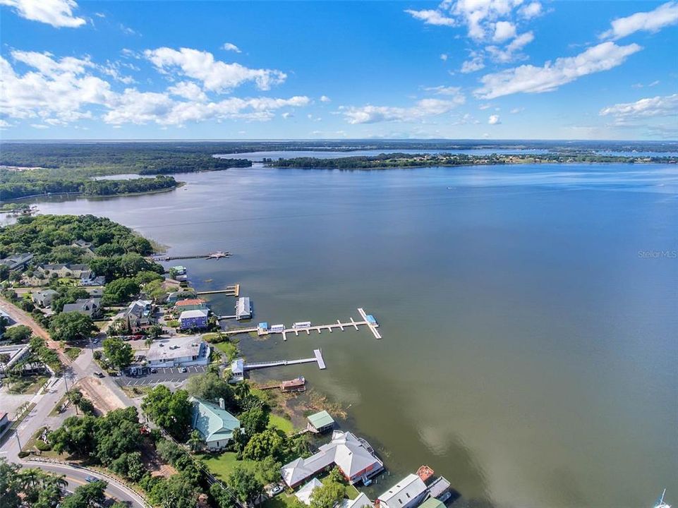 На продажу: $489,000 (3 спален, 2 ванн, 1914 Квадратных фут)