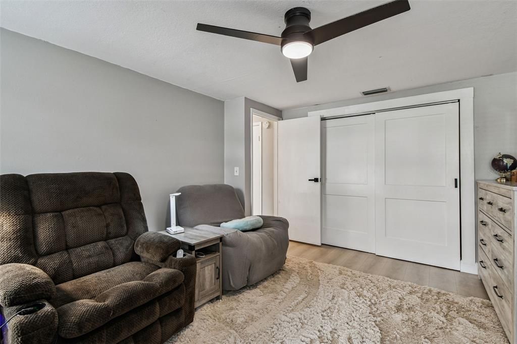 En Venta: $559,000 (2 camas, 2 baños, 1656 Pies cuadrados)