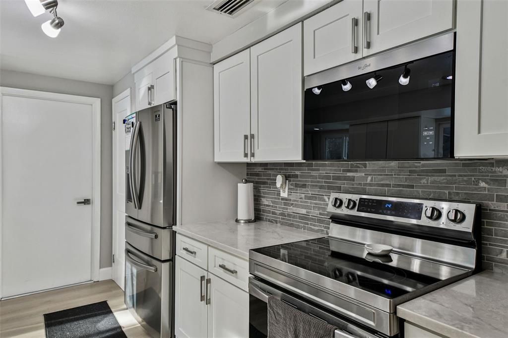 En Venta: $559,000 (2 camas, 2 baños, 1656 Pies cuadrados)