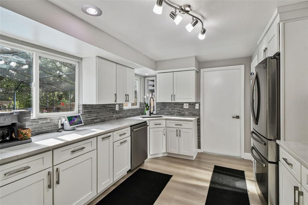 En Venta: $559,000 (2 camas, 2 baños, 1656 Pies cuadrados)