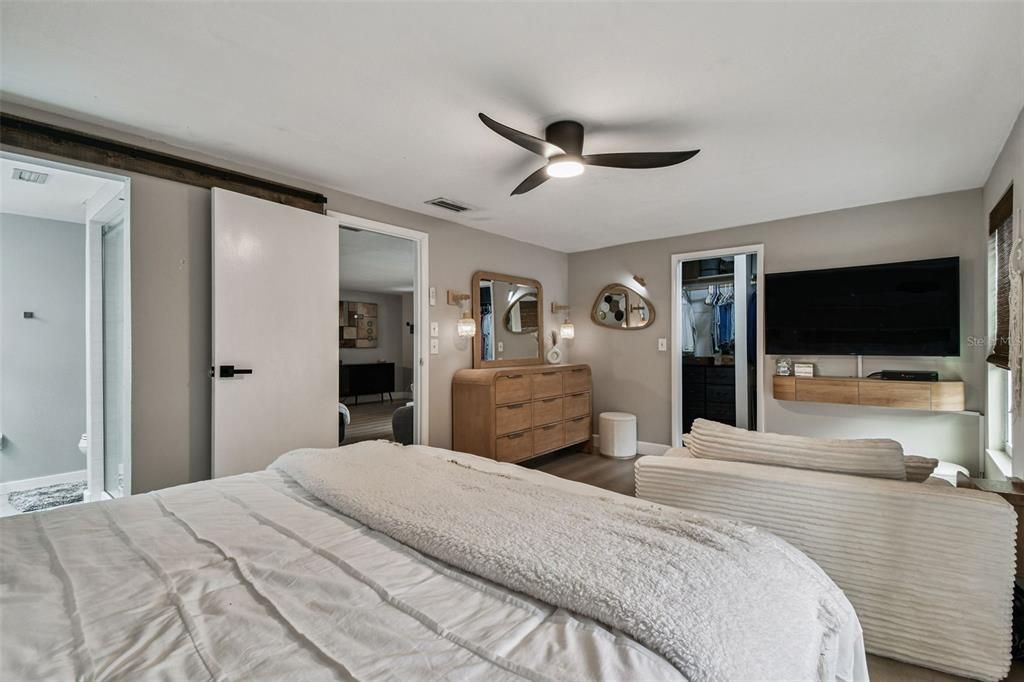 En Venta: $559,000 (2 camas, 2 baños, 1656 Pies cuadrados)