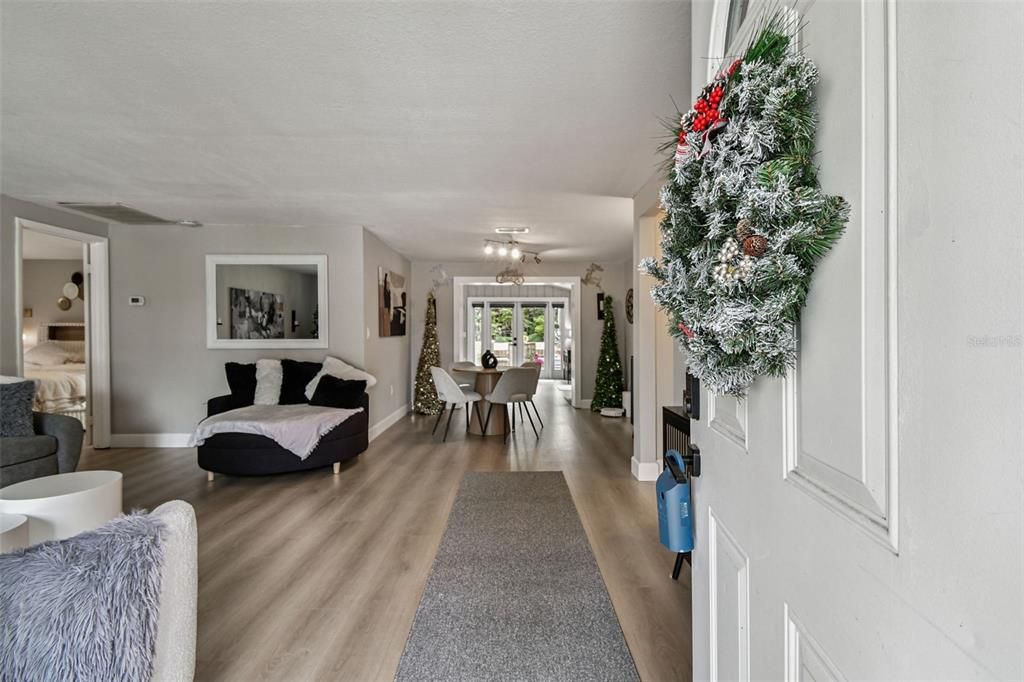 En Venta: $559,000 (2 camas, 2 baños, 1656 Pies cuadrados)