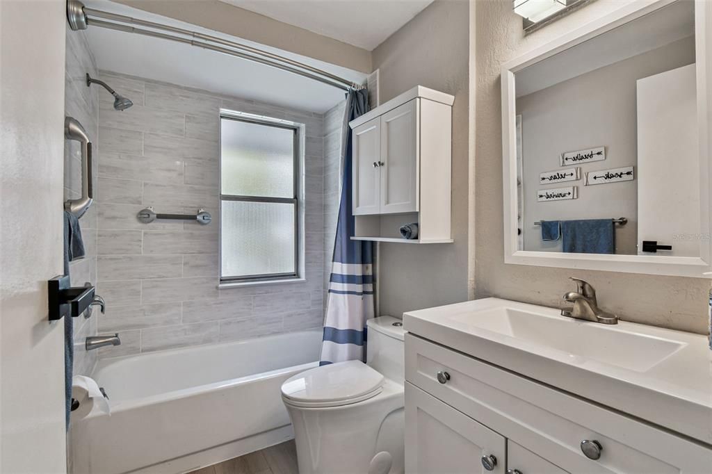 En Venta: $559,000 (2 camas, 2 baños, 1656 Pies cuadrados)