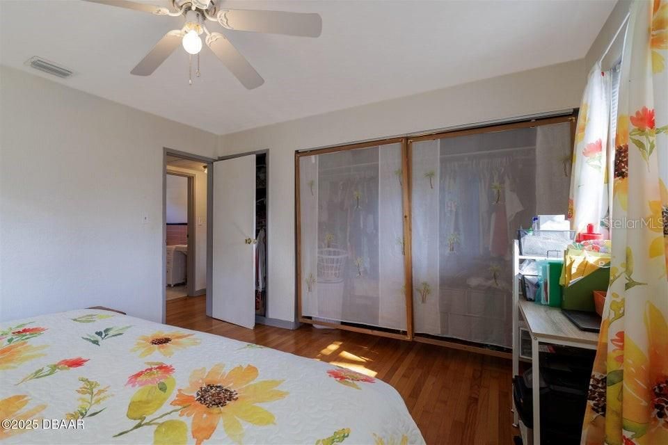 En Venta: $289,000 (2 camas, 1 baños, 1251 Pies cuadrados)