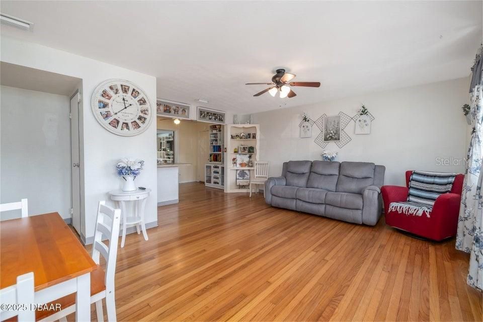 En Venta: $289,000 (2 camas, 1 baños, 1251 Pies cuadrados)