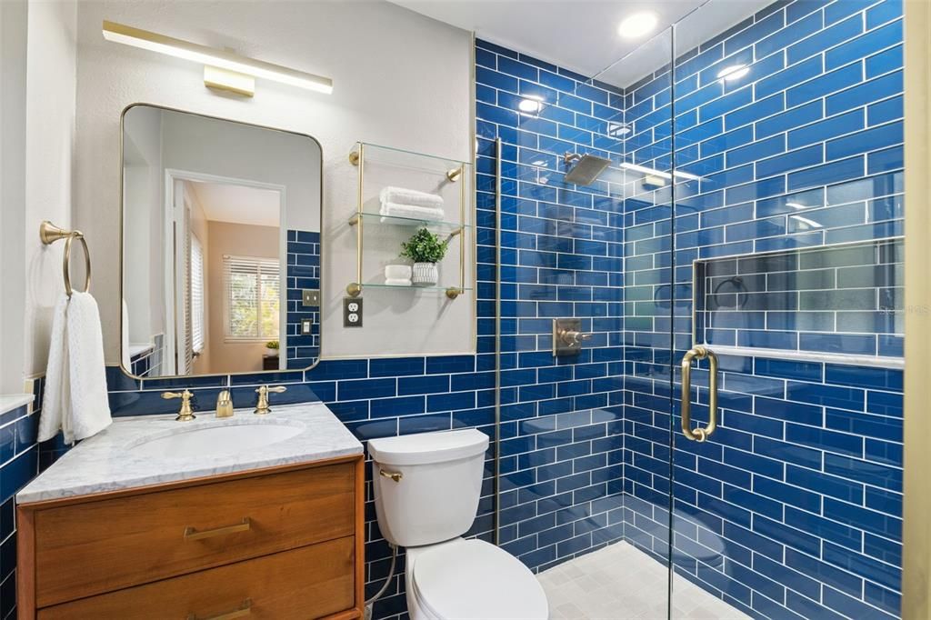 For Sale: $899,900 (5 beds, 3 baths, 2188 Square Feet)