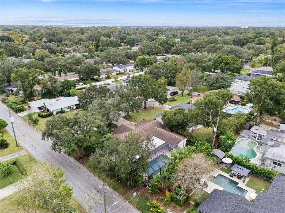 For Sale: $899,900 (5 beds, 3 baths, 2188 Square Feet)