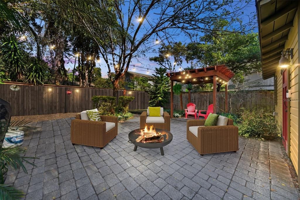 For Sale: $1,050,000 (4 beds, 3 baths, 3032 Square Feet)