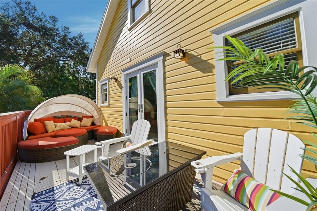 For Sale: $1,050,000 (4 beds, 3 baths, 3032 Square Feet)