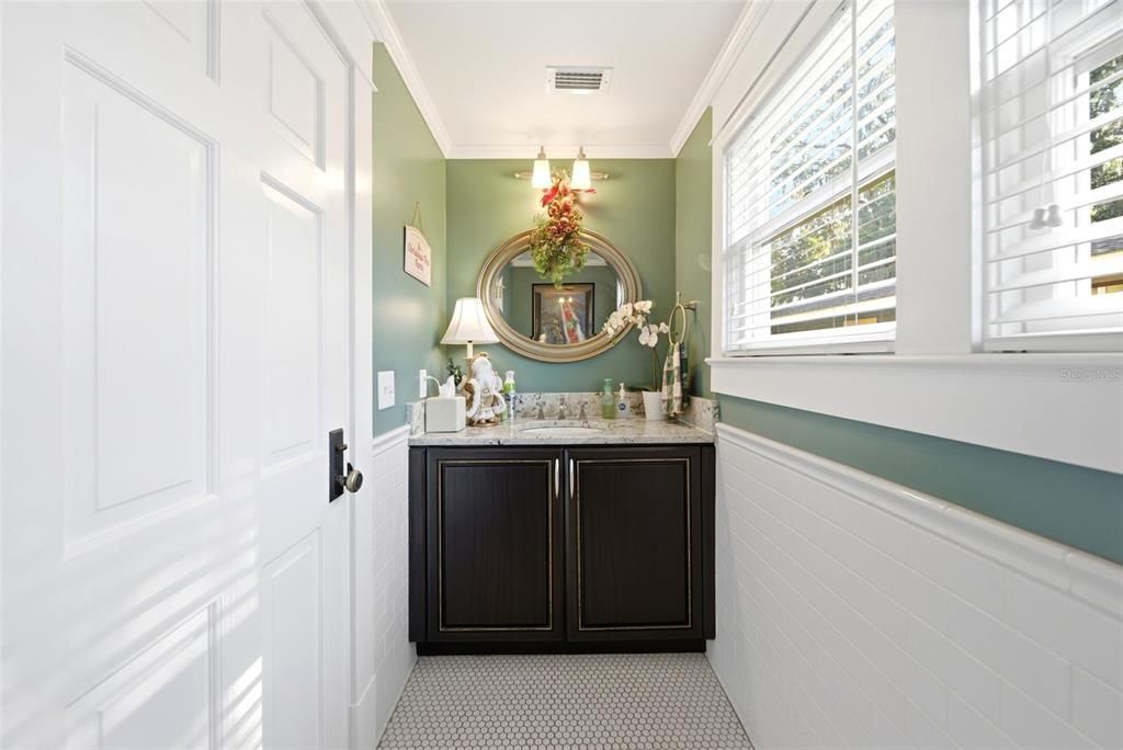 For Sale: $1,050,000 (4 beds, 3 baths, 3032 Square Feet)