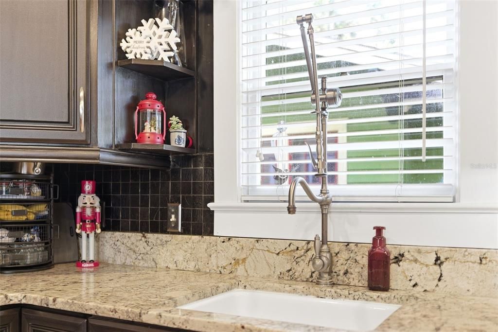 For Sale: $1,050,000 (4 beds, 3 baths, 3032 Square Feet)