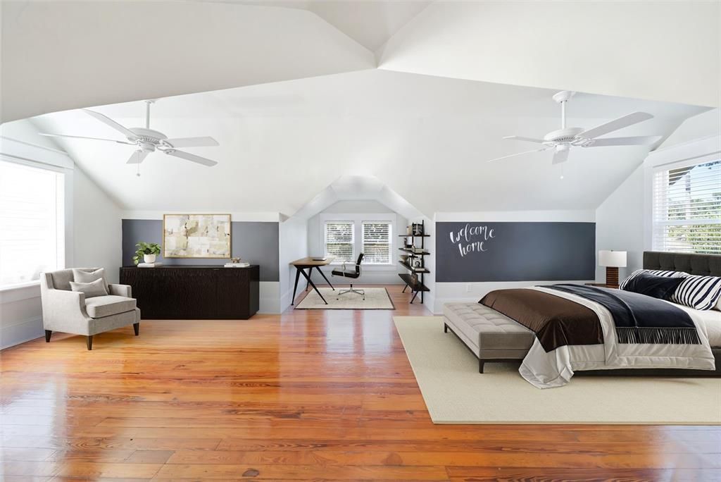 For Sale: $1,050,000 (4 beds, 3 baths, 3032 Square Feet)