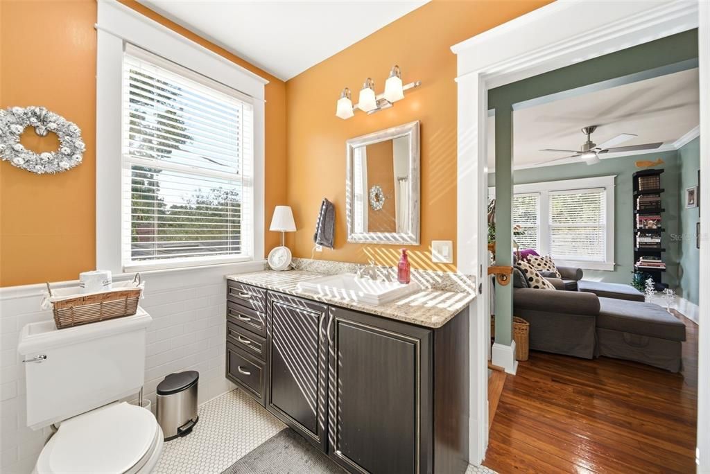 For Sale: $1,050,000 (4 beds, 3 baths, 3032 Square Feet)