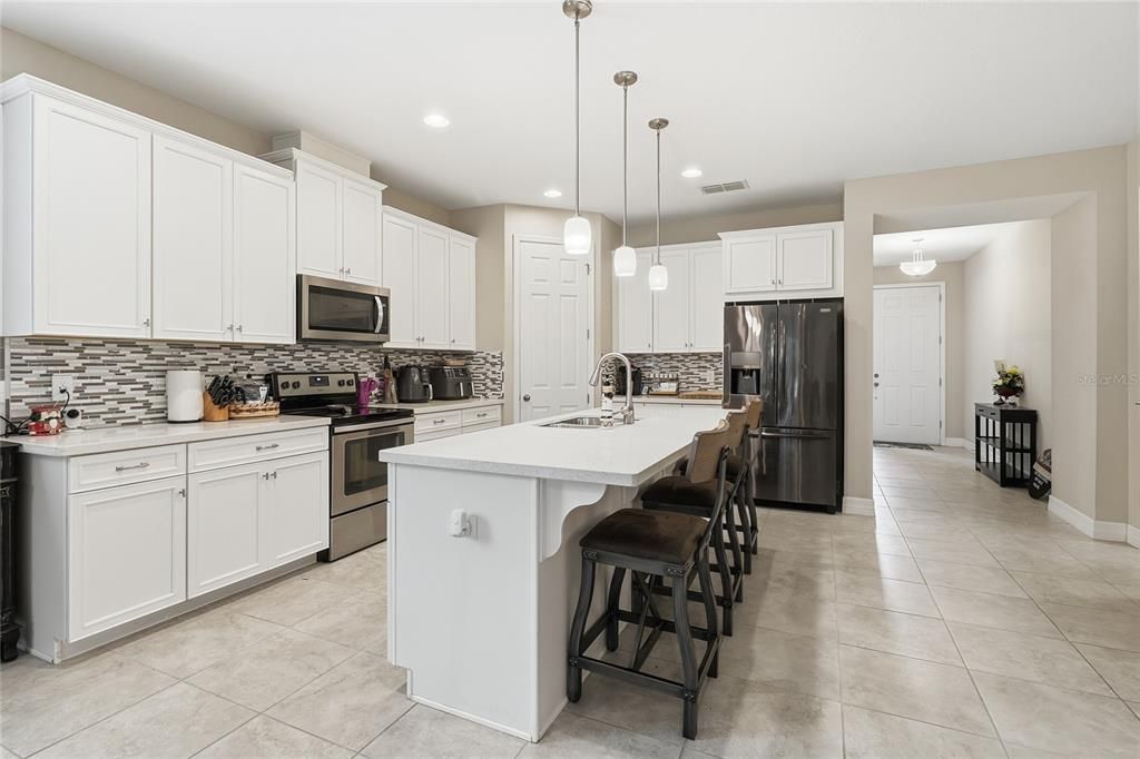 En Venta: $464,998 (3 camas, 2 baños, 2240 Pies cuadrados)