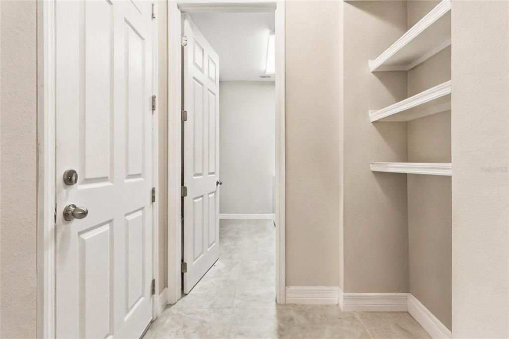 En Venta: $464,998 (3 camas, 2 baños, 2240 Pies cuadrados)