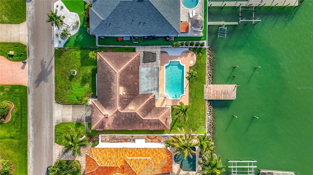 En Venta: $1,275,000 (0.21 acres)