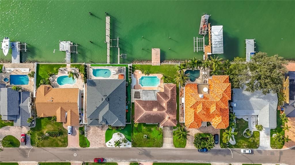 En Venta: $1,275,000 (0.21 acres)