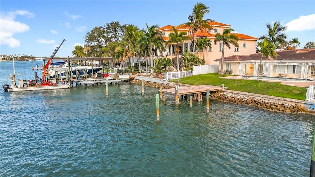 En Venta: $1,275,000 (0.21 acres)