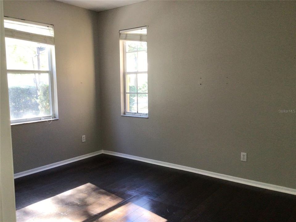 For Rent: $4,332 (4 beds, 3 baths, 2738 Square Feet)