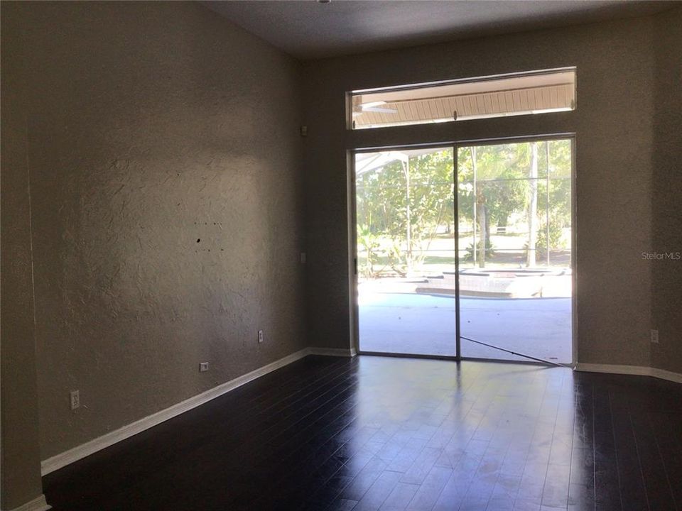 For Rent: $4,332 (4 beds, 3 baths, 2738 Square Feet)