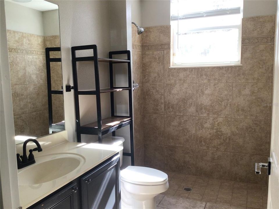 For Rent: $4,332 (4 beds, 3 baths, 2738 Square Feet)