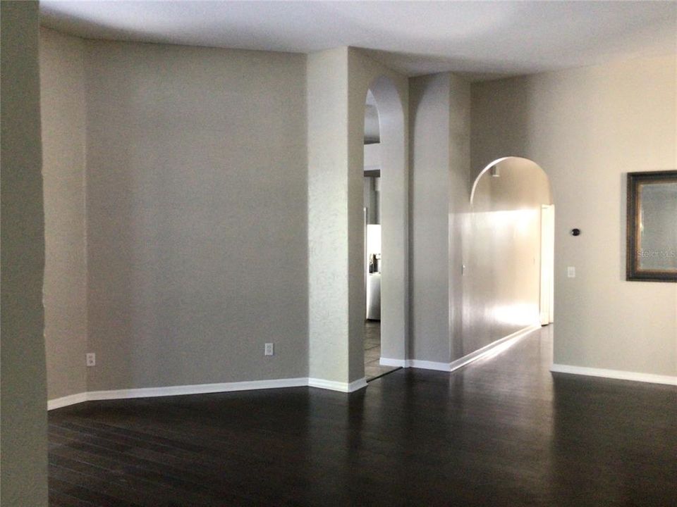 For Rent: $4,332 (4 beds, 3 baths, 2738 Square Feet)