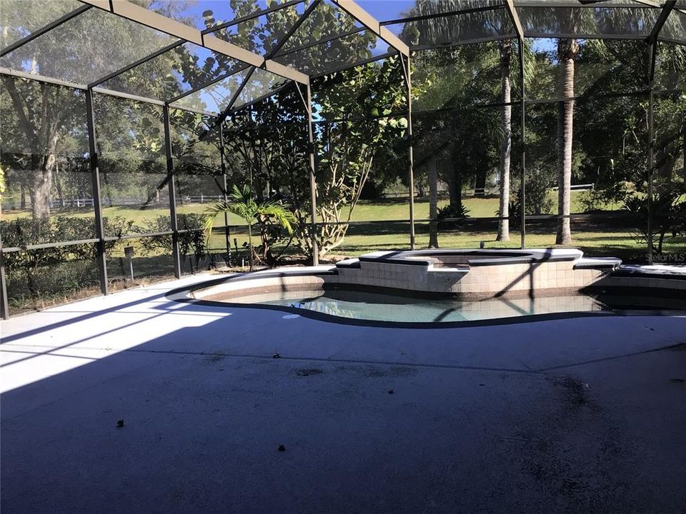 For Rent: $4,332 (4 beds, 3 baths, 2738 Square Feet)