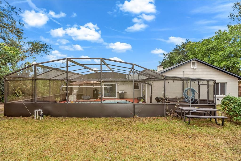 En Venta: $379,500 (4 camas, 2 baños, 1760 Pies cuadrados)