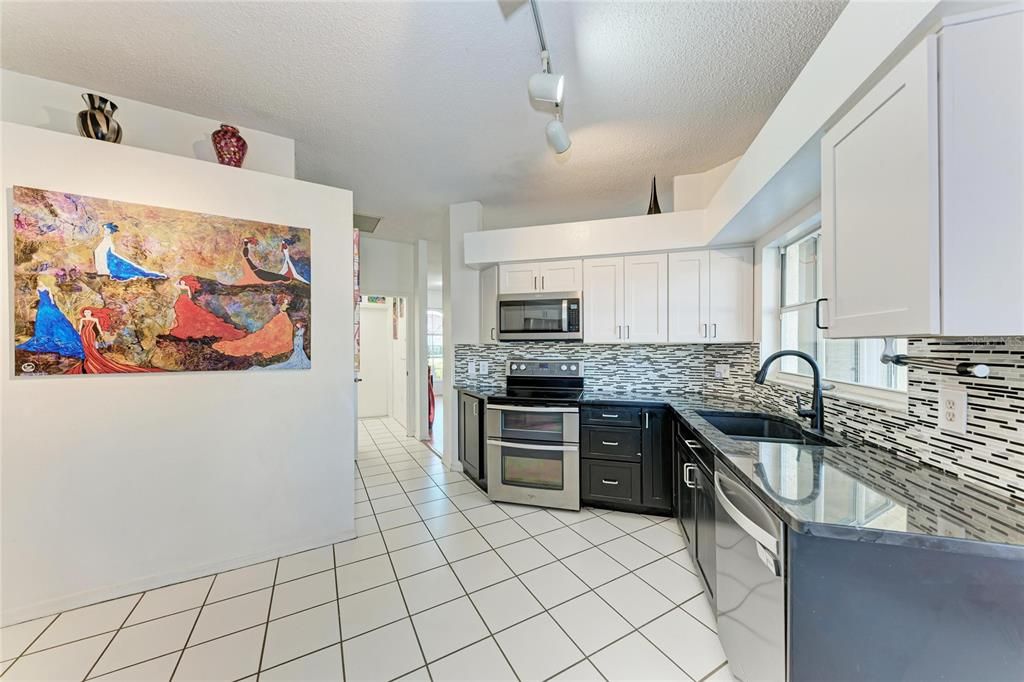 For Sale: $499,900 (4 beds, 3 baths, 2168 Square Feet)