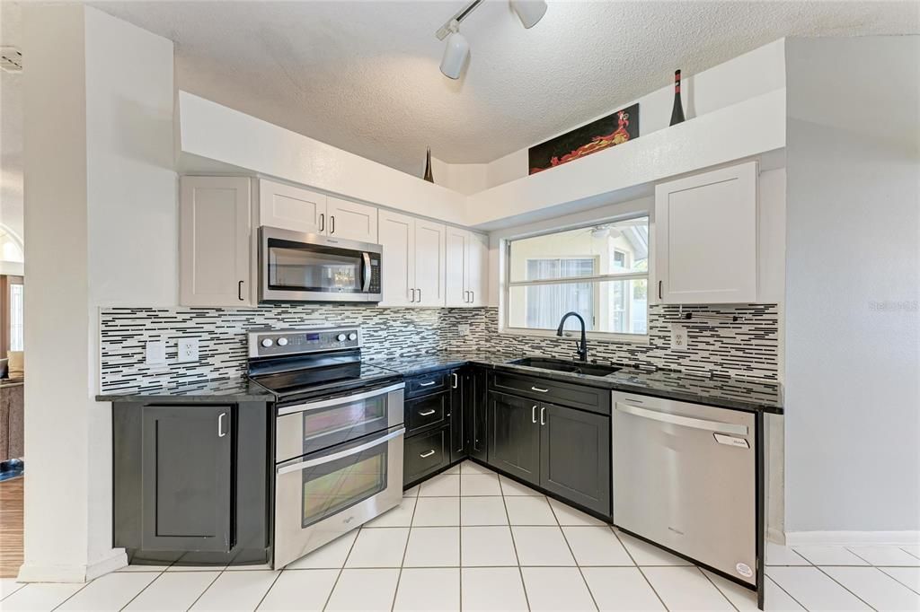 For Sale: $499,900 (4 beds, 3 baths, 2168 Square Feet)