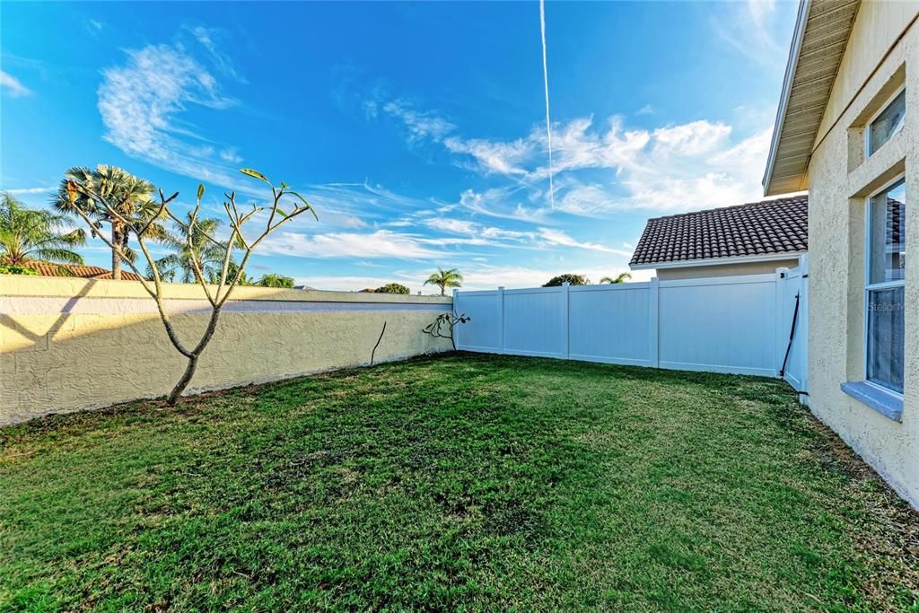 For Sale: $499,900 (4 beds, 3 baths, 2168 Square Feet)