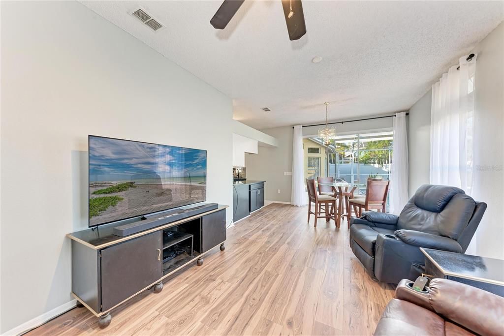 For Sale: $499,900 (4 beds, 3 baths, 2168 Square Feet)