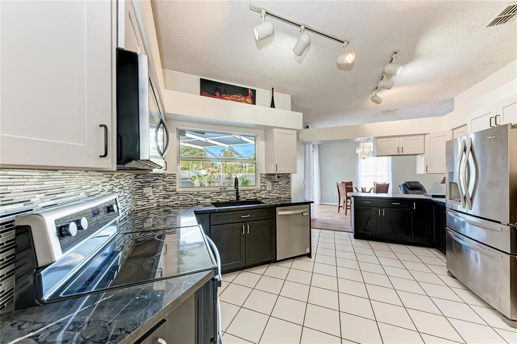 For Sale: $499,900 (4 beds, 3 baths, 2168 Square Feet)