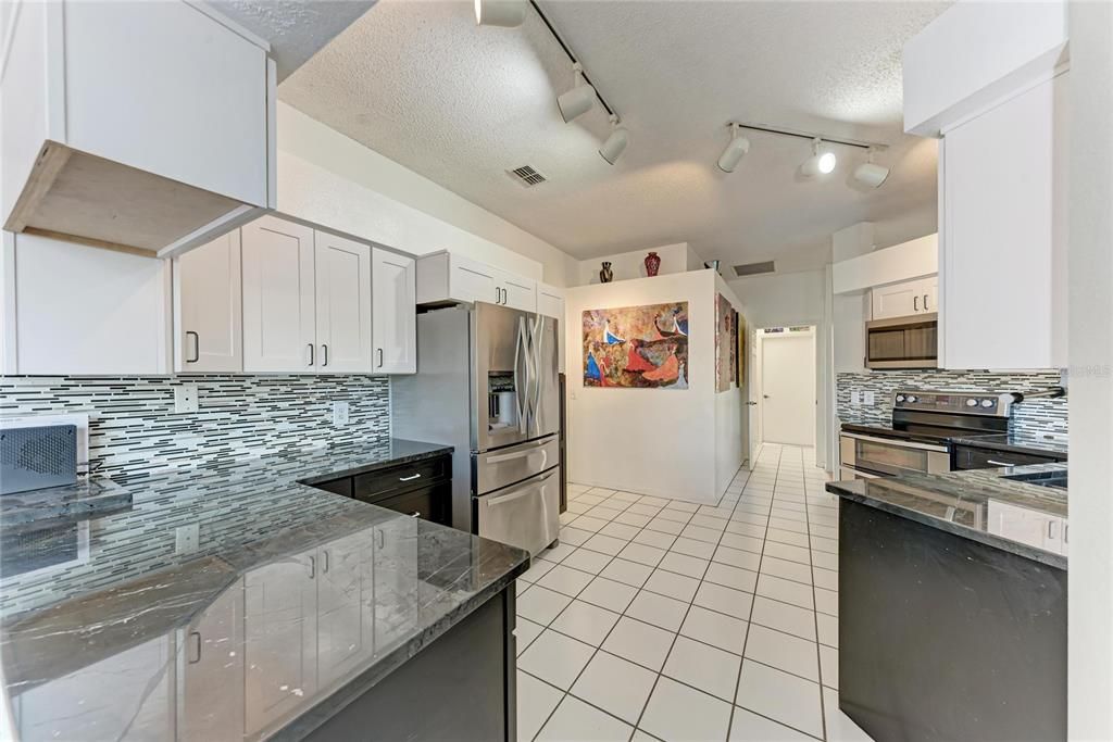 For Sale: $499,900 (4 beds, 3 baths, 2168 Square Feet)