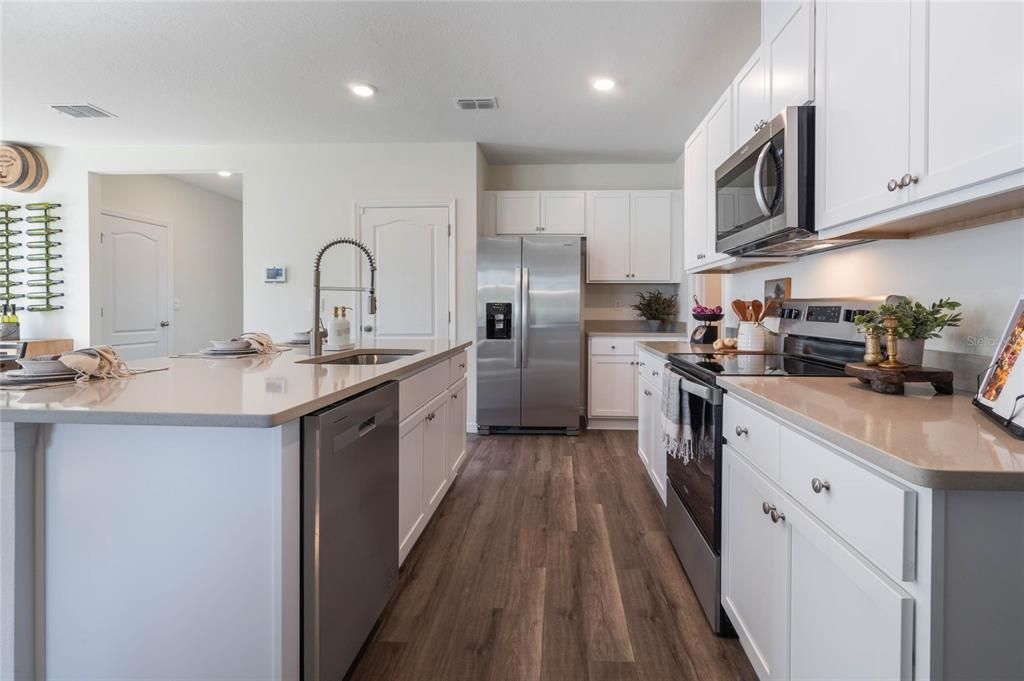 For Sale: $383,990 (5 beds, 3 baths, 2447 Square Feet)