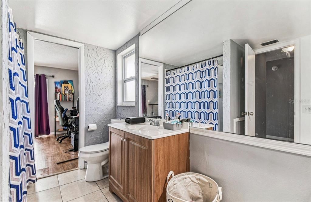 En Venta: $374,900 (3 camas, 2 baños, 1828 Pies cuadrados)