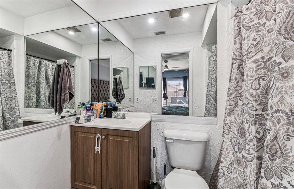 En Venta: $374,900 (3 camas, 2 baños, 1828 Pies cuadrados)