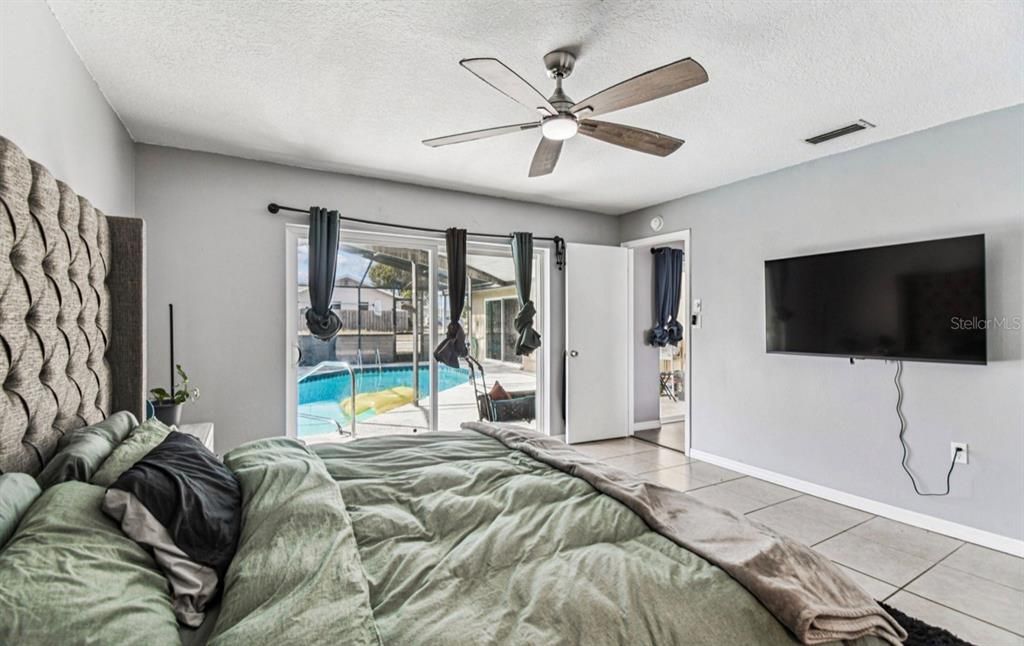 En Venta: $374,900 (3 camas, 2 baños, 1828 Pies cuadrados)