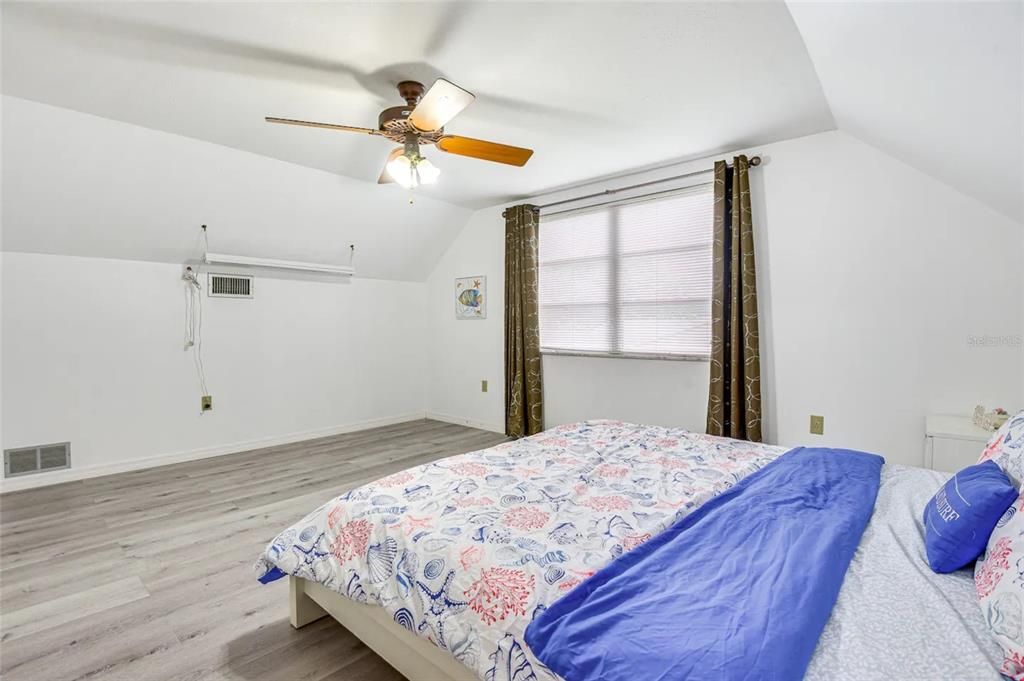 В аренду: $2,800 (4 спален, 2 ванн, 1898 Квадратных фут)