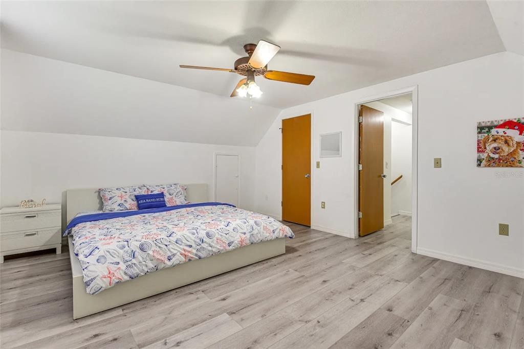 В аренду: $2,800 (4 спален, 2 ванн, 1898 Квадратных фут)