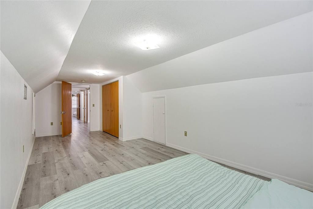 В аренду: $2,800 (4 спален, 2 ванн, 1898 Квадратных фут)