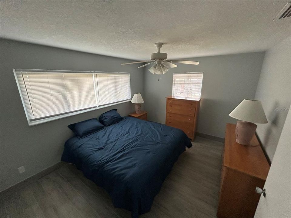 For Rent: $1,600 (2 beds, 1 baths, 1111 Square Feet)