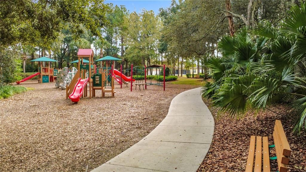 待售: $554,500 (4 贝兹, 2 浴室, 2550 平方英尺)