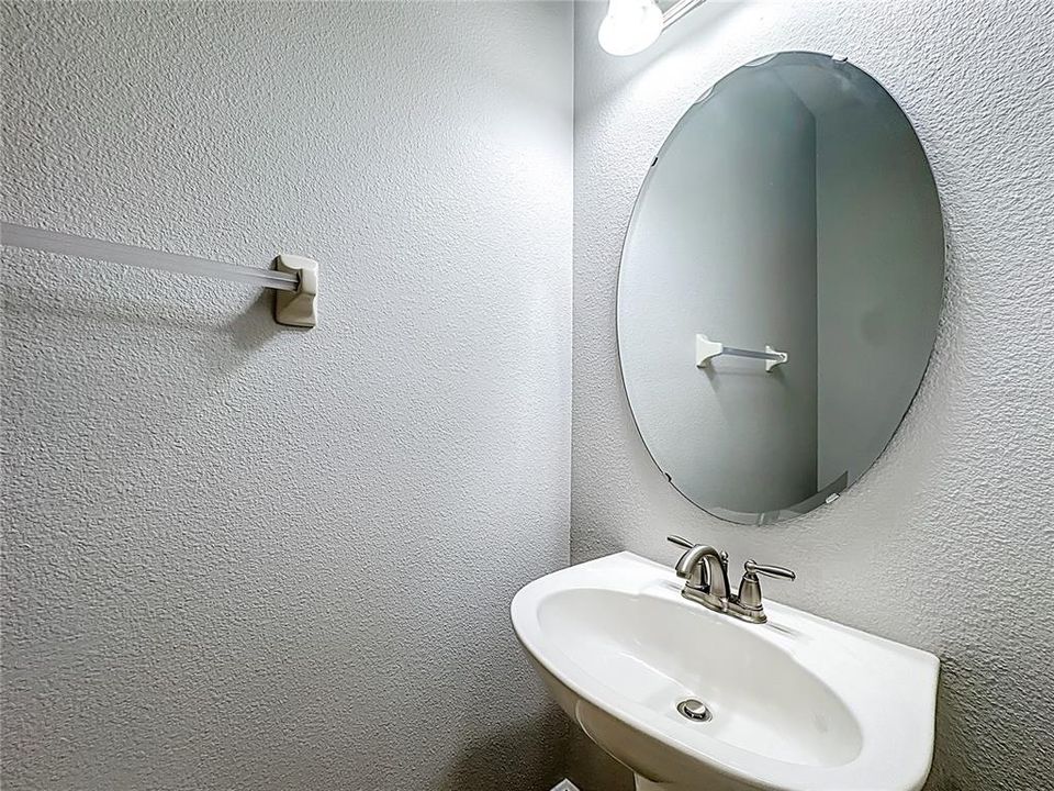 待售: $554,500 (4 贝兹, 2 浴室, 2550 平方英尺)