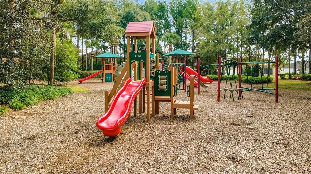 待售: $554,500 (4 贝兹, 2 浴室, 2550 平方英尺)