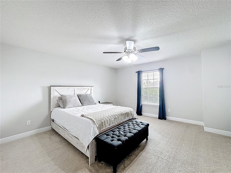 待售: $554,500 (4 贝兹, 2 浴室, 2550 平方英尺)