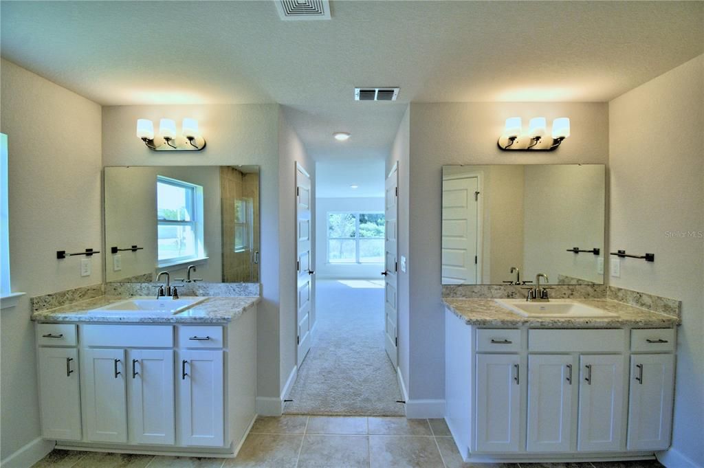 For Sale: $365,781 (4 beds, 2 baths, 2330 Square Feet)