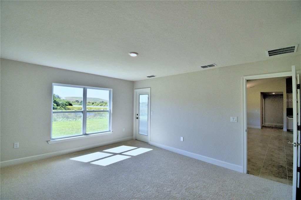 For Sale: $365,781 (4 beds, 2 baths, 2330 Square Feet)