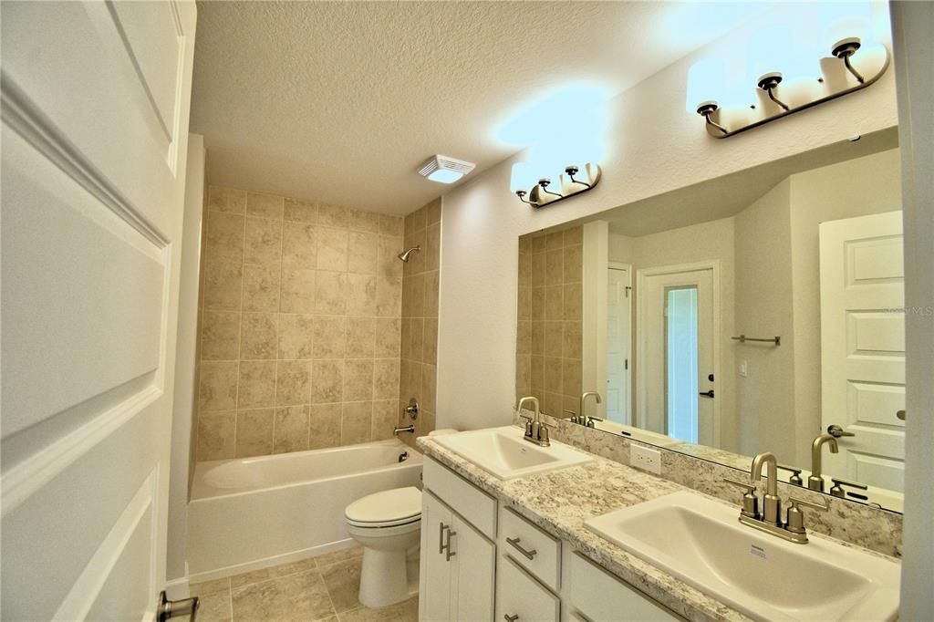 For Sale: $365,781 (4 beds, 2 baths, 2330 Square Feet)